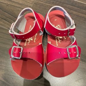 Size 5 Saltwater Sun-San Surfer red sandals for baby/toddlers. Reg $70+tax.